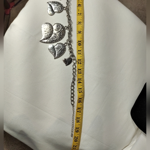 Hearts Statement Necklace - Picture 7 of 7